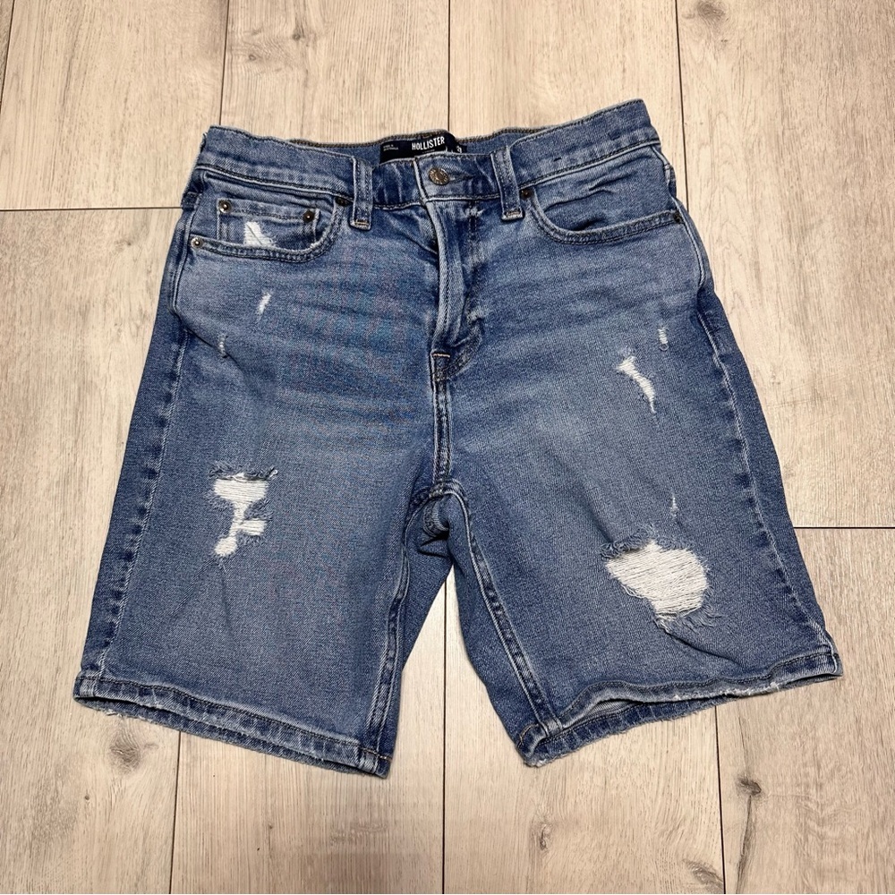 Hollister Men's Distressed Epic Flex Denim Blue Jean Shorts Size 28
